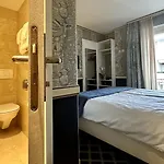 Carlton Boutique Hotel 4*