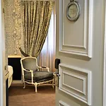 Hotel Carlton Boutique 4*