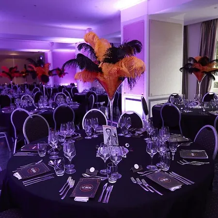 Carlton Boutique 4*