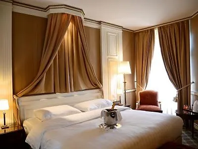 Carlton Boutique 4* Лозана