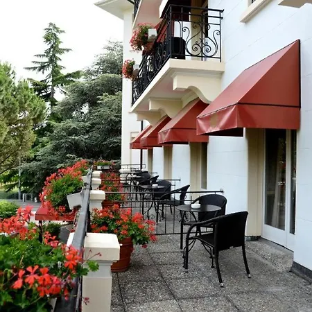 Szálloda Carlton Boutique Lausanne