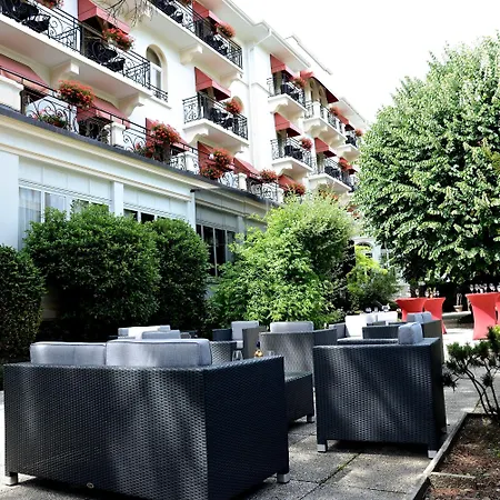 Carlton Boutique Hotel 4*