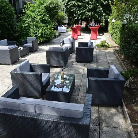 カールトン ブティック