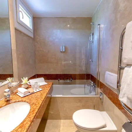 Hotel Carlton Boutique