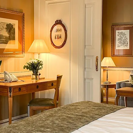 Carlton Boutique Hotel Лозана