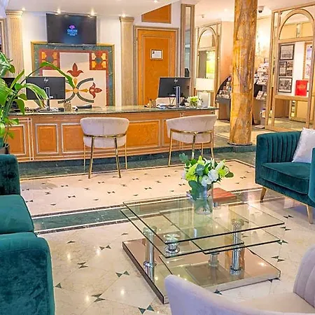 מלון Carlton Boutique 4*