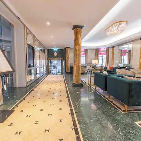 Hotel Carlton Boutique Лозана