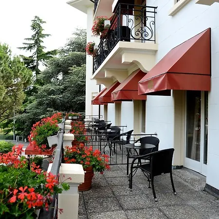 Carlton Boutique Lausanne