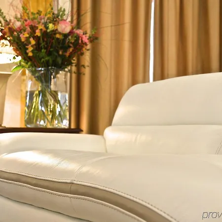 ホテル カールトン ブティック 4*