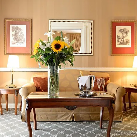 Carlton Boutique Szálloda Lausanne