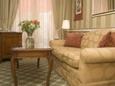 Carlton Boutique Hotel Лозана