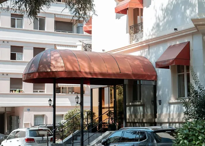 كارلتون البوتيكي 4*