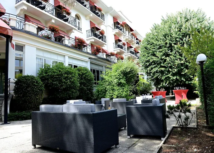 Carlton Boutique Hotell 4*