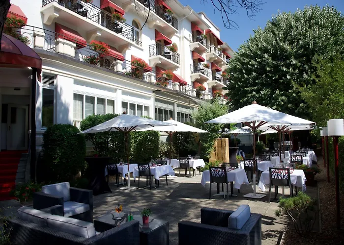 Carlton Boutique Hotell