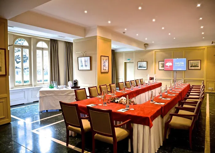 Carlton Boutique Hotell