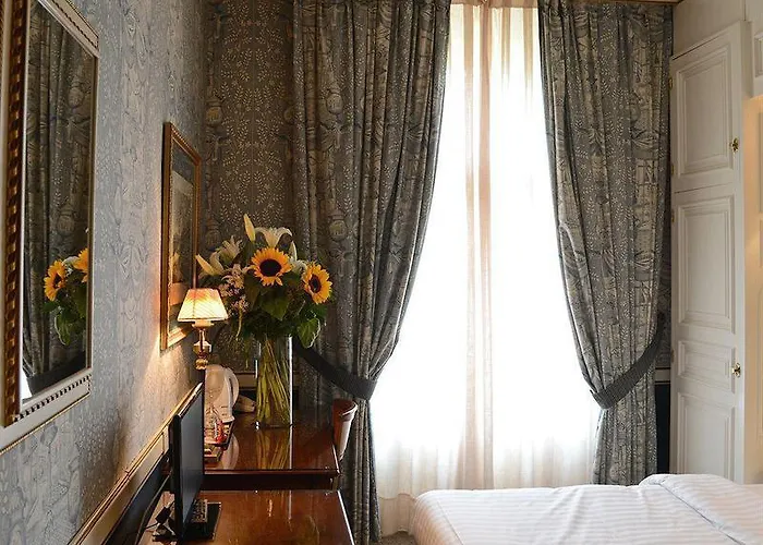 Carlton Boutique Лозанна